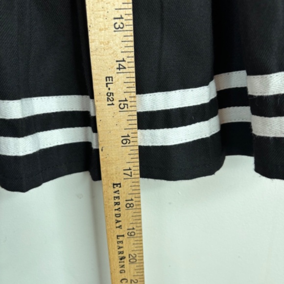 Hot Topic Y2K Pleated Mini Skirt L Cheer Whimsigoth Punk Skater Dark Academia - Picture 6 of 7